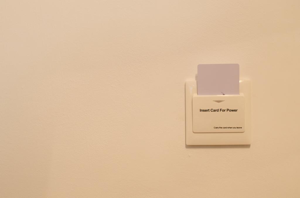 Lavender - City Room With Free Parking Pula Exterior photo